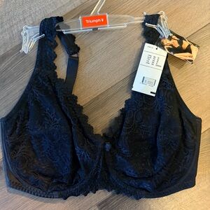 34DDDD - Elegant Black Lace Bra. 32G sister size
